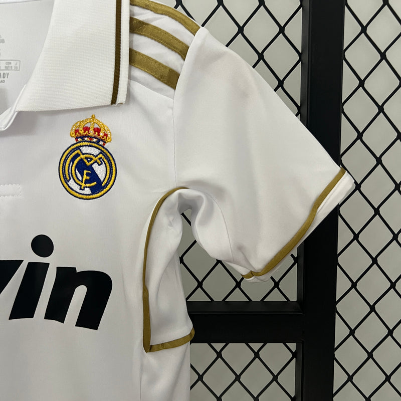 KIT Infantil Retrô Real Madrid 2011/12 Casa