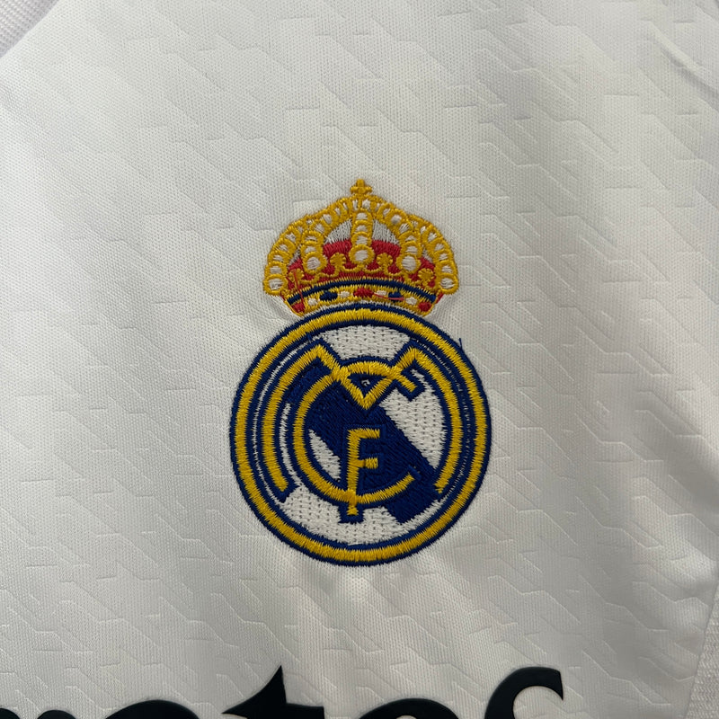 KIT Infantil Real Madrid 2024/25 Casa