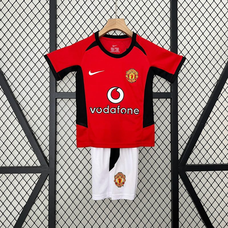 KIT Infantil Retrô Manchester United 2002/03 Casa