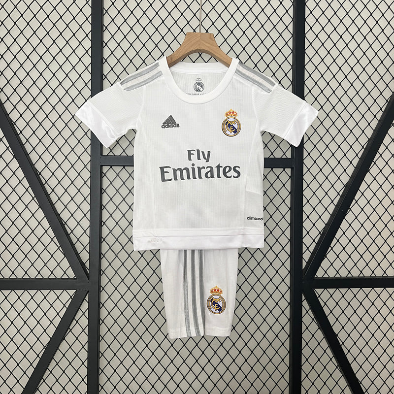 KIT Infantil Retrô Real Madrid 2015/16 Casa