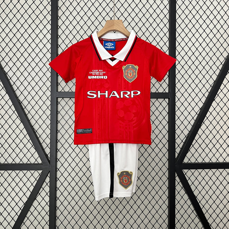 KIT Infantil Retrô Manchester United 1999/00 Casa