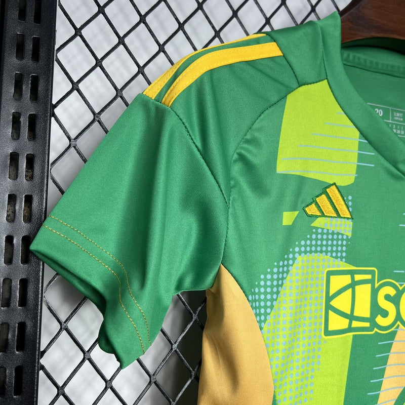 KIT Infantil New Castle 2024/25 Goleiro