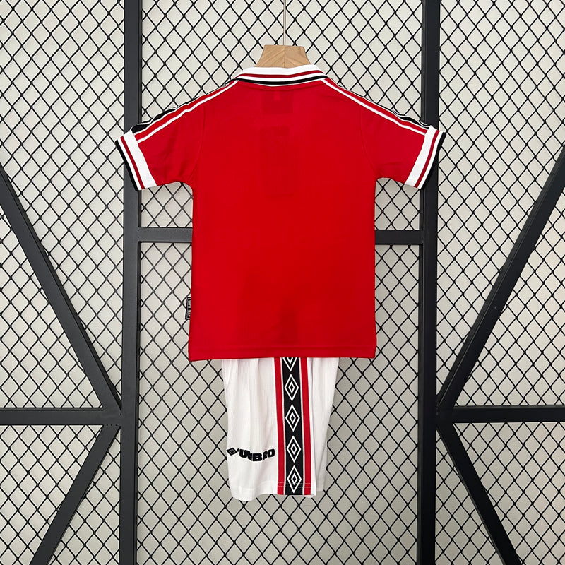 KIT Infantil Retrô Manchester United 1998/99 Casa