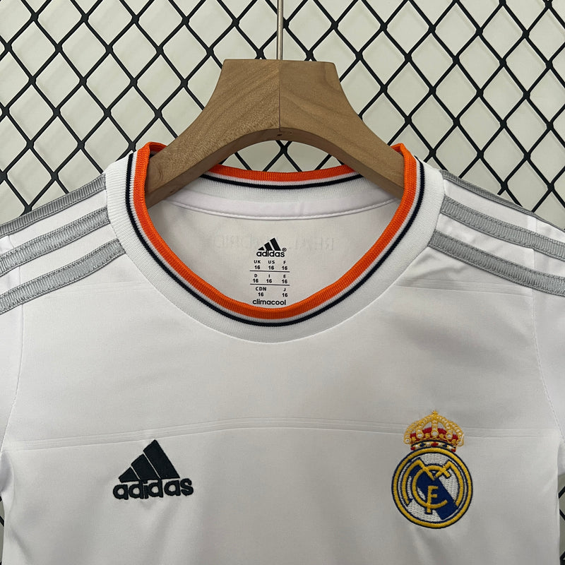 KIT Infantil Retrô Real Madrid 2013/14 Casa