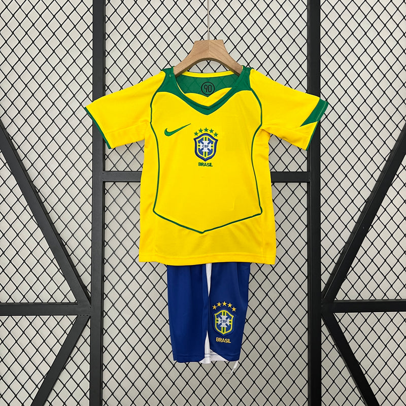 KIT Infantil Retrô da Seleção Brasileira 2004 Casa