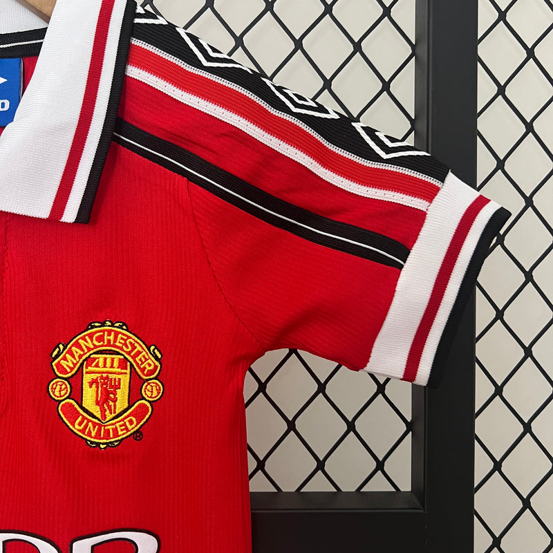 KIT Infantil Retrô Manchester United 1998/99 Casa