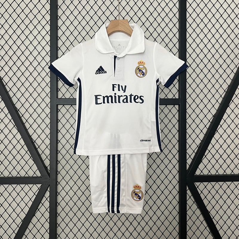 KIT Infantil Retrô Real Madrid 2016/17 Casa