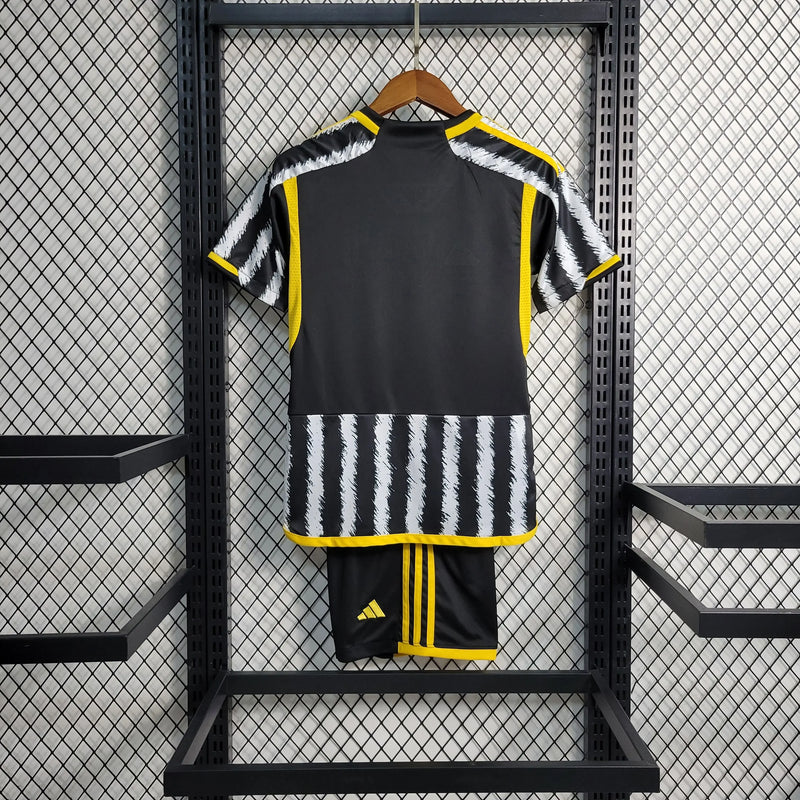 KIT Infantil Juventus 2023/24 Casa