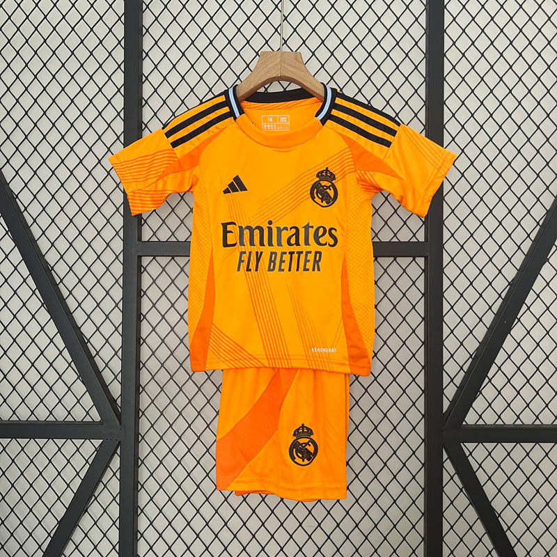 KIT Infantil Real Madrid 2024/25 Fora